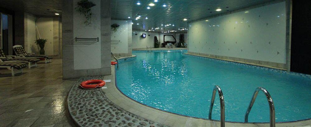 Al Alya Hotel Medína Exteriér fotografie